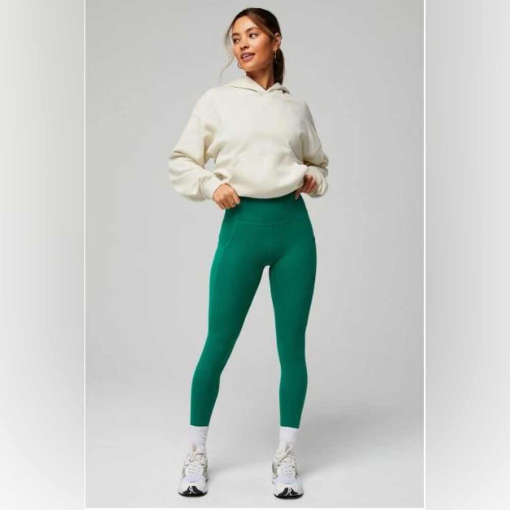 NWT- Fabletics PureLuxe HW Pocket Full length Leggings -FAIRWAY (27” inseam)